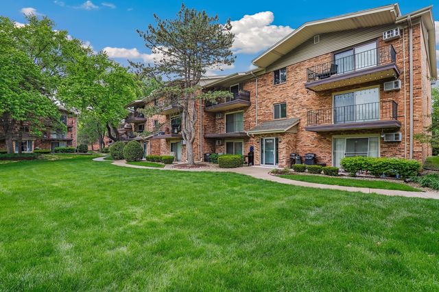 14016 Waterbury Drive 1404, Crestwood, IL 60418