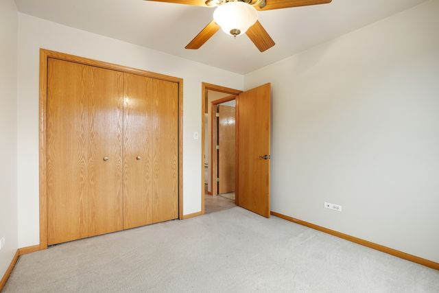 14016 Waterbury Drive 1404, Crestwood, IL 60418