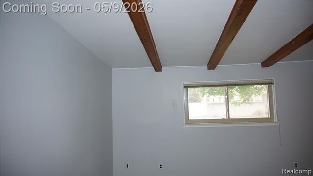 28644 Grobbel Avenue, Warren, MI 48092