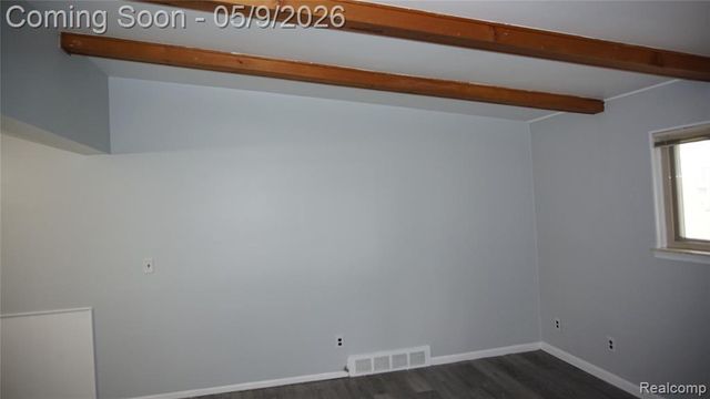 28644 Grobbel Avenue, Warren, MI 48092