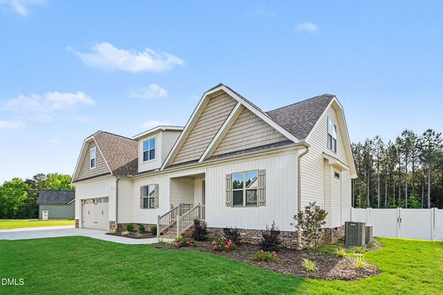 65 Sanders Farm Drive, Smithfield, NC 27577