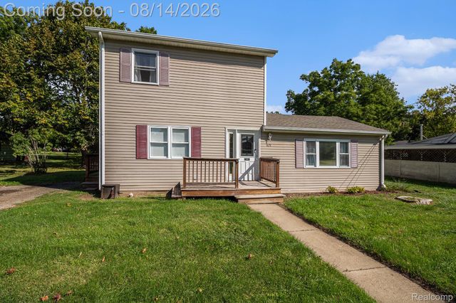 415 E Oliver Street, Corunna, MI 48817