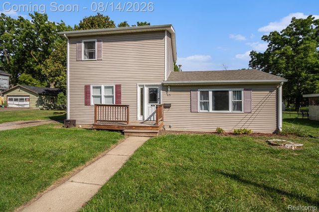 415 E Oliver Street, Corunna, MI 48817