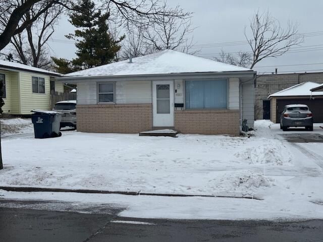 9001 W Thurston AVENUE, Milwaukee, WI 53225