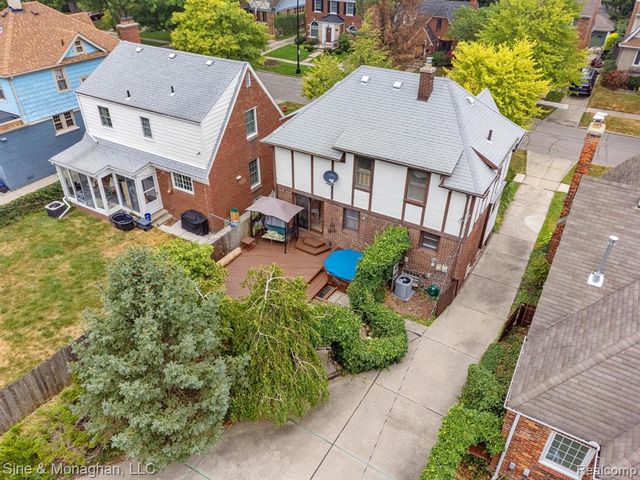 417 Cloverly Road, Grosse Pointe, MI 48236