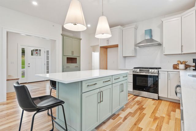 19 Spruce Peak Drive Lot 5, Nottingham, NH 03290