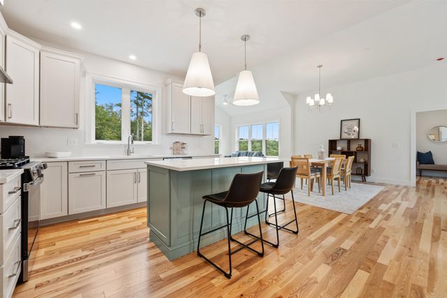 19 Spruce Peak Drive Lot 5, Nottingham, NH 03290