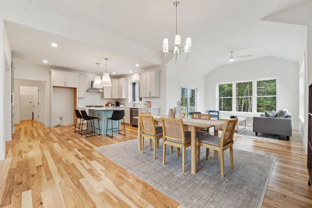 19 Spruce Peak Drive Lot 5, Nottingham, NH 03290