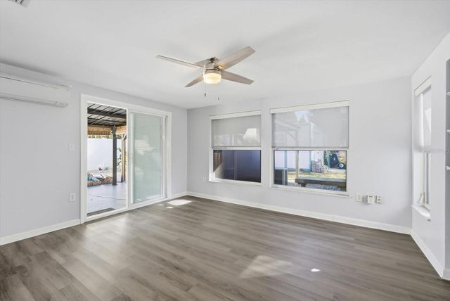 6035 HOPKINS DRIVE N, Bradenton, FL 34207