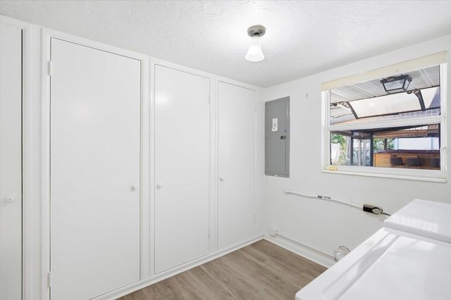 6035 HOPKINS DRIVE N, Bradenton, FL 34207