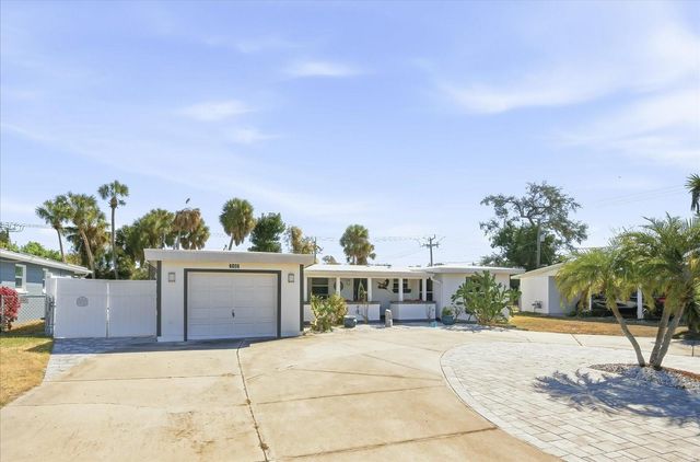 6035 HOPKINS DRIVE N, Bradenton, FL 34207