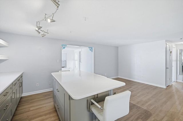 6035 HOPKINS DRIVE N, Bradenton, FL 34207