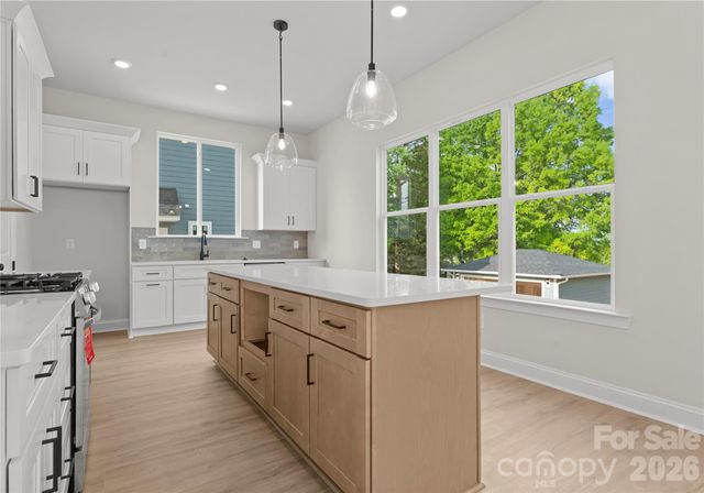 708 Ann Drive, Belmont, NC 28012