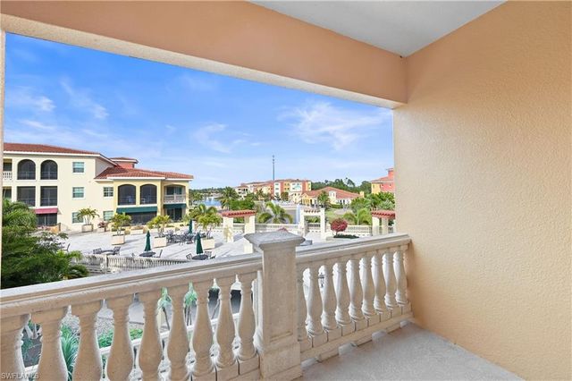 21450 Strada Nuova CIR 303, Estero, FL 33928