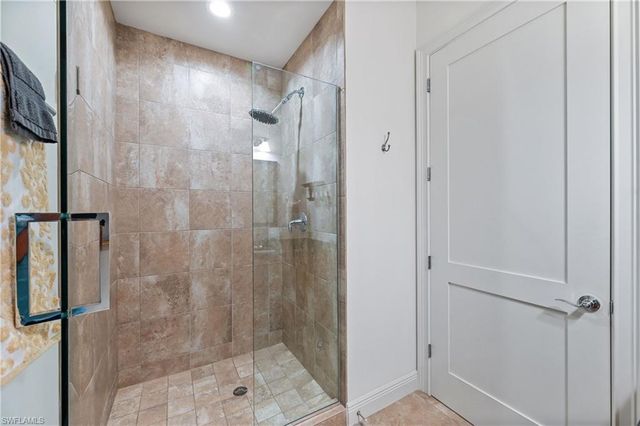 21450 Strada Nuova CIR 303, Estero, FL 33928