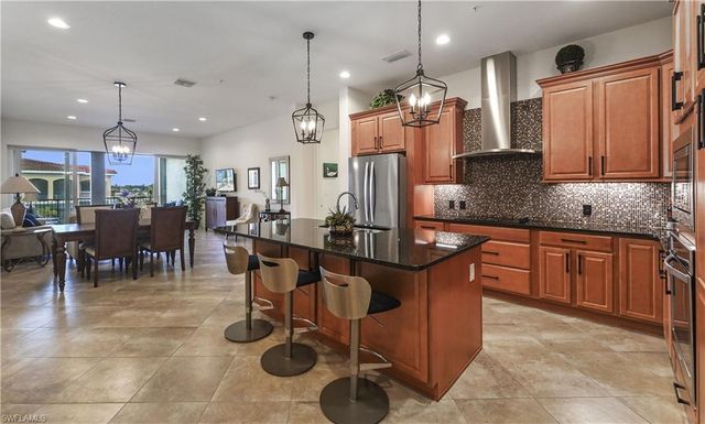 21450 Strada Nuova CIR 303, Estero, FL 33928