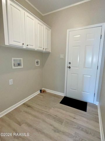 102 Stoneburg Drive, Duson, LA 70529