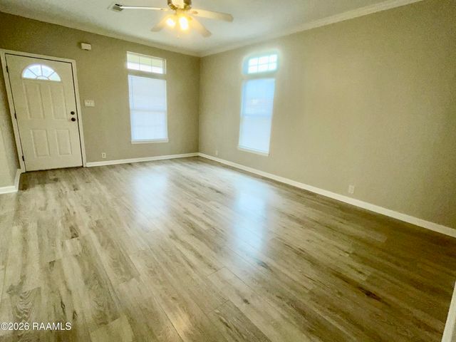 102 Stoneburg Drive, Duson, LA 70529