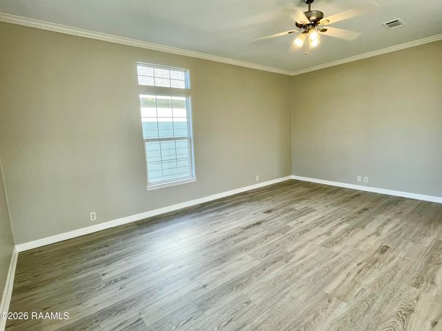 102 Stoneburg Drive, Duson, LA 70529