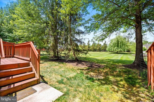 55 SCARLET OAK DR, Princeton, NJ 08540