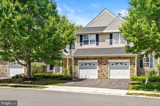 55 SCARLET OAK DR, Princeton, NJ 08540
