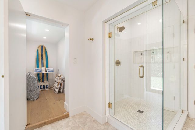 320 Linda Lane, West Palm Beach, FL 33405