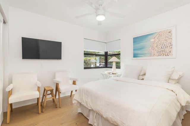 320 Linda Lane, West Palm Beach, FL 33405