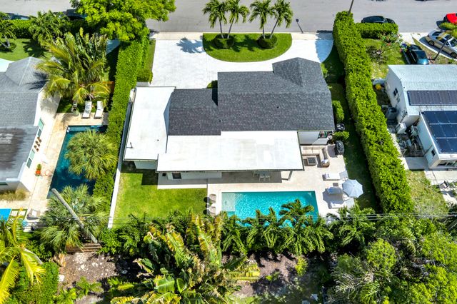 320 Linda Lane, West Palm Beach, FL 33405