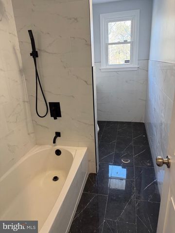 211 SHOSHONI TRL, Browns Mills, NJ 08015