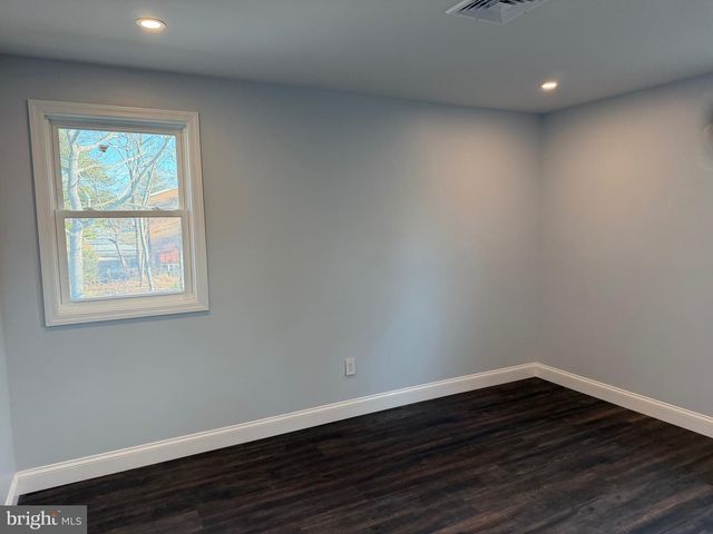 211 SHOSHONI TRL, Browns Mills, NJ 08015