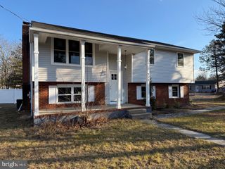 211 SHOSHONI TRL, Browns Mills, NJ 08015