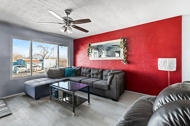 231 56TH Street NW, Albuquerque, NM 87105