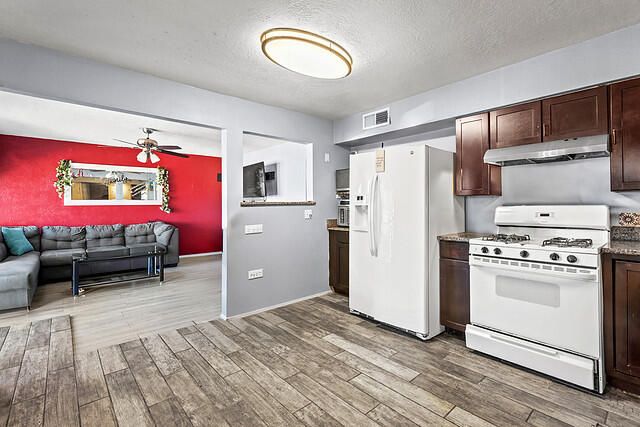 231 56TH Street NW, Albuquerque, NM 87105