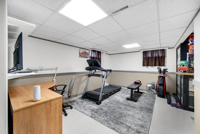 1761 Selo Drive, Schererville, IN 46375