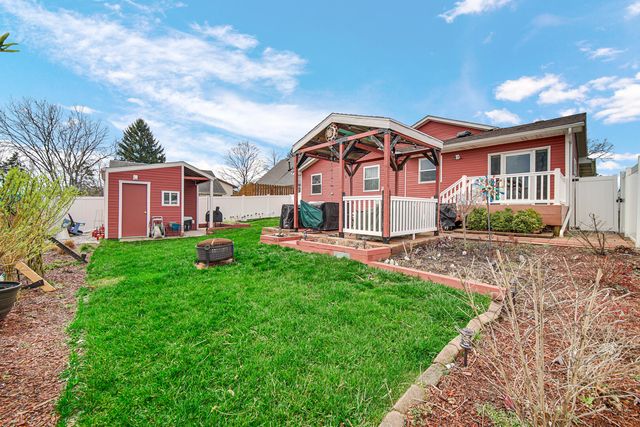 1761 Selo Drive, Schererville, IN 46375