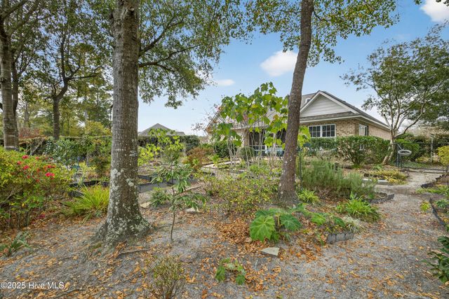 202 Harvester Court, Winnabow, NC 28479