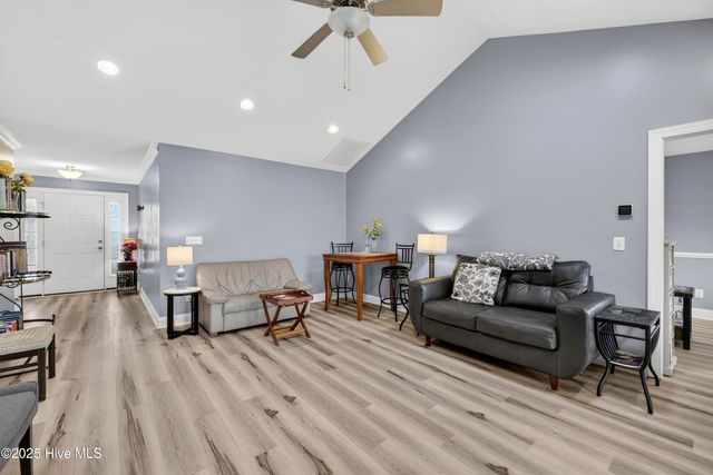 202 Harvester Court, Winnabow, NC 28479