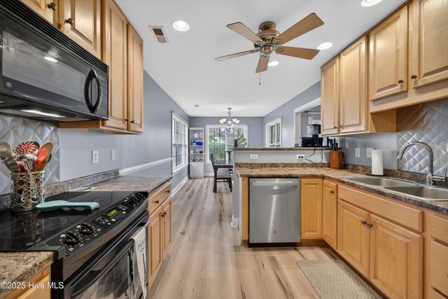 202 Harvester Court, Winnabow, NC 28479