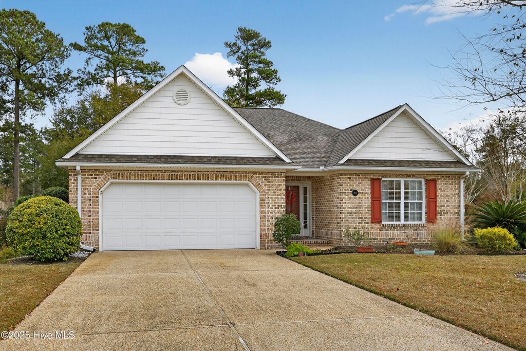 202 Harvester Court, Winnabow, NC 28479