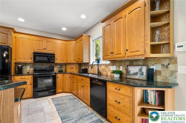 5925 Robin Lane, Upper Saucon Twp, PA 18036