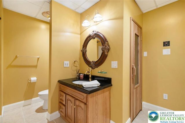 5925 Robin Lane, Upper Saucon Twp, PA 18036