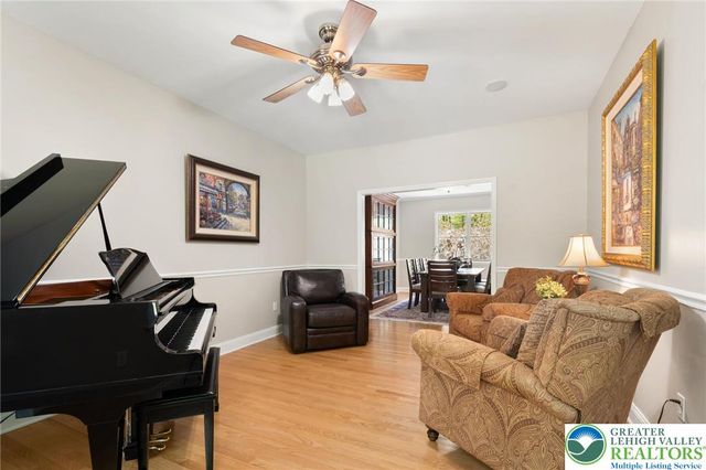 5925 Robin Lane, Upper Saucon Twp, PA 18036