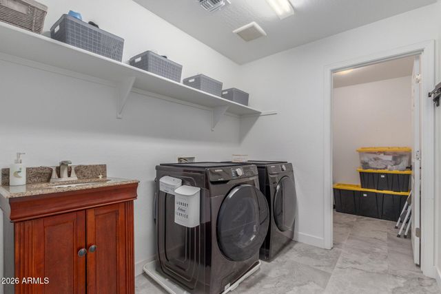 13343 W BRILES Road, Peoria, AZ 85383