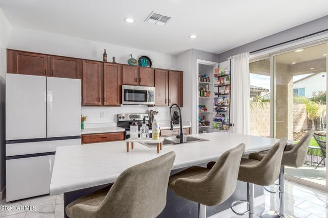 13343 W BRILES Road, Peoria, AZ 85383