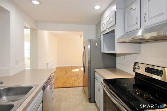 33 River Street, New Canaan, CT 06840