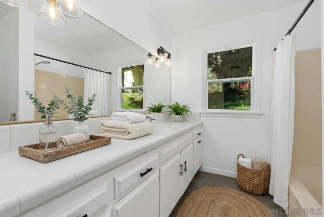 820 Cookie Lane, Fallbrook, CA 92028