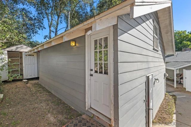 820 Cookie Lane, Fallbrook, CA 92028