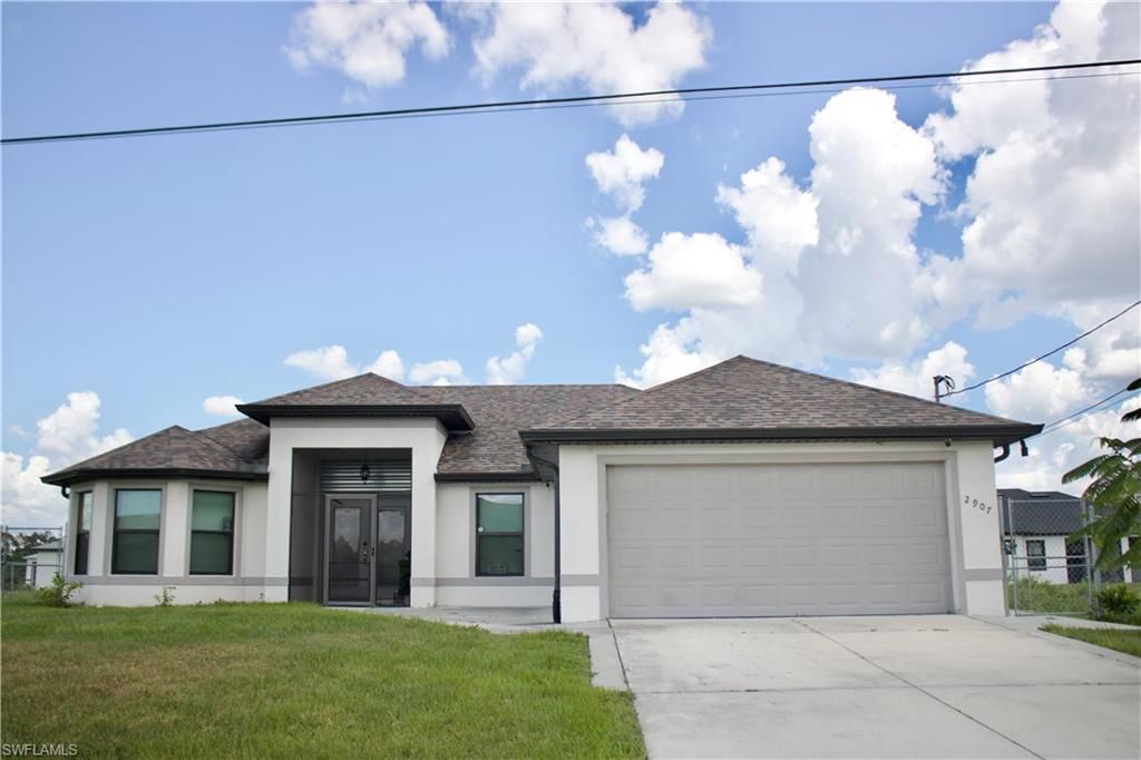2907 Donald AVE S, Lehigh Acres, FL 33976
