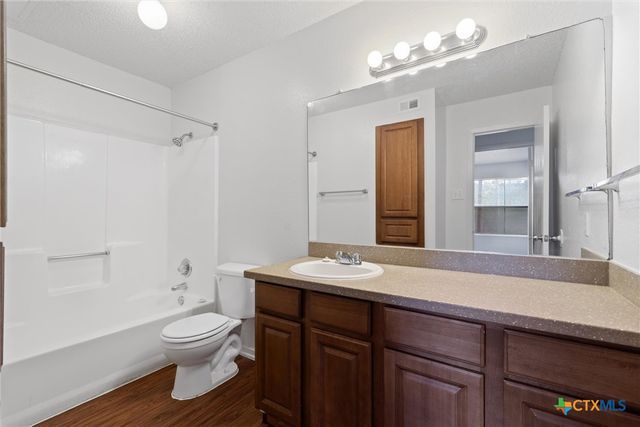 205 Craddock Avenue F5, San Marcos, TX 78666