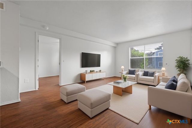205 Craddock Avenue F5, San Marcos, TX 78666